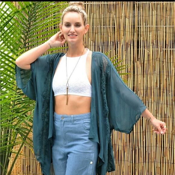 Anemone high neck lace bralette in white small - Picture 2 of 8